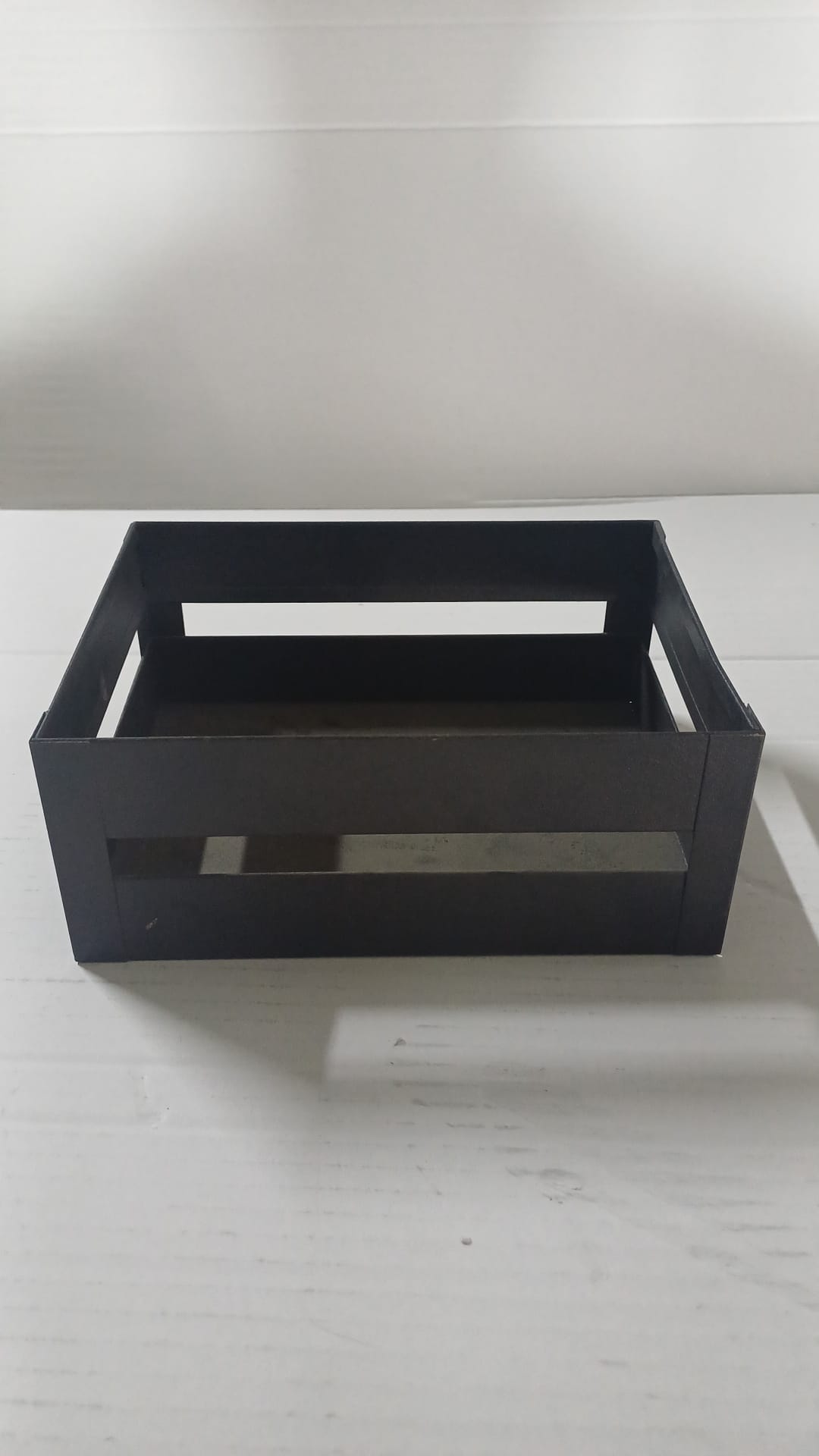 SİYAH METAL ATIŞTIRMALIK SEPET 19X14